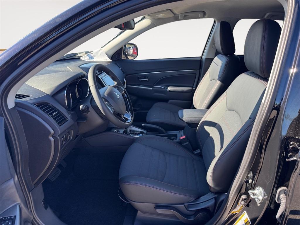 new 2025 Mitsubishi Outlander Sport car, priced at $31,420