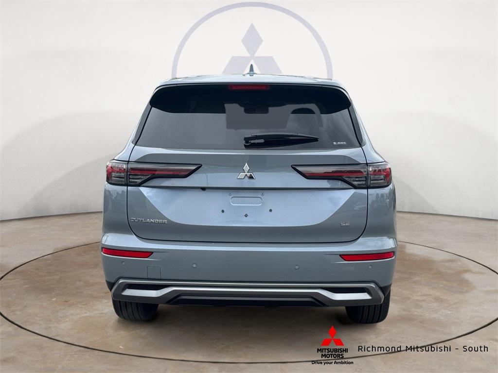 new 2025 Mitsubishi Outlander car, priced at $32,999