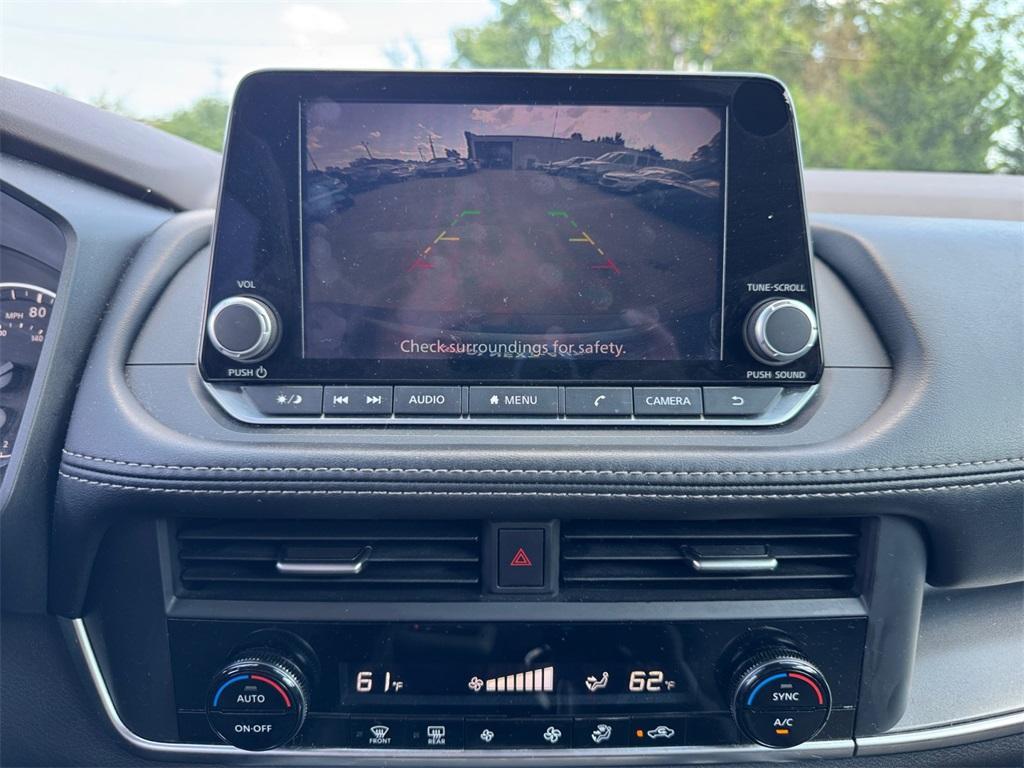 used 2023 Nissan Rogue car, priced at $19,292