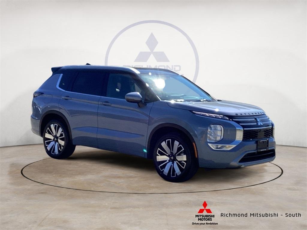 new 2025 Mitsubishi Outlander car, priced at $45,930