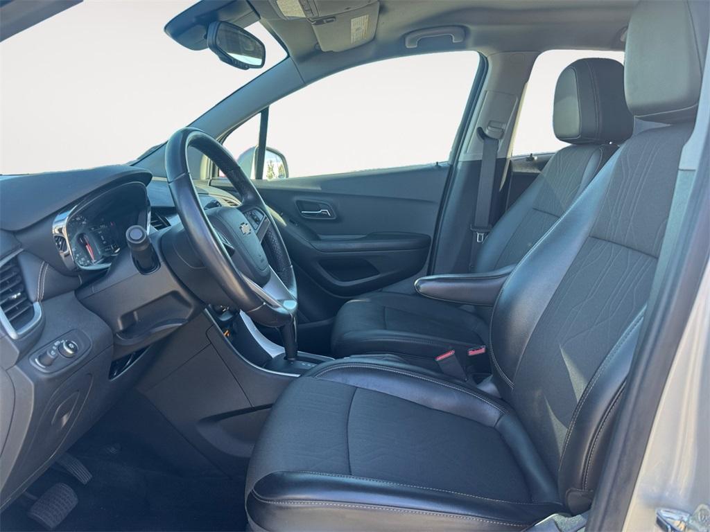 used 2022 Chevrolet Trax car, priced at $18,402