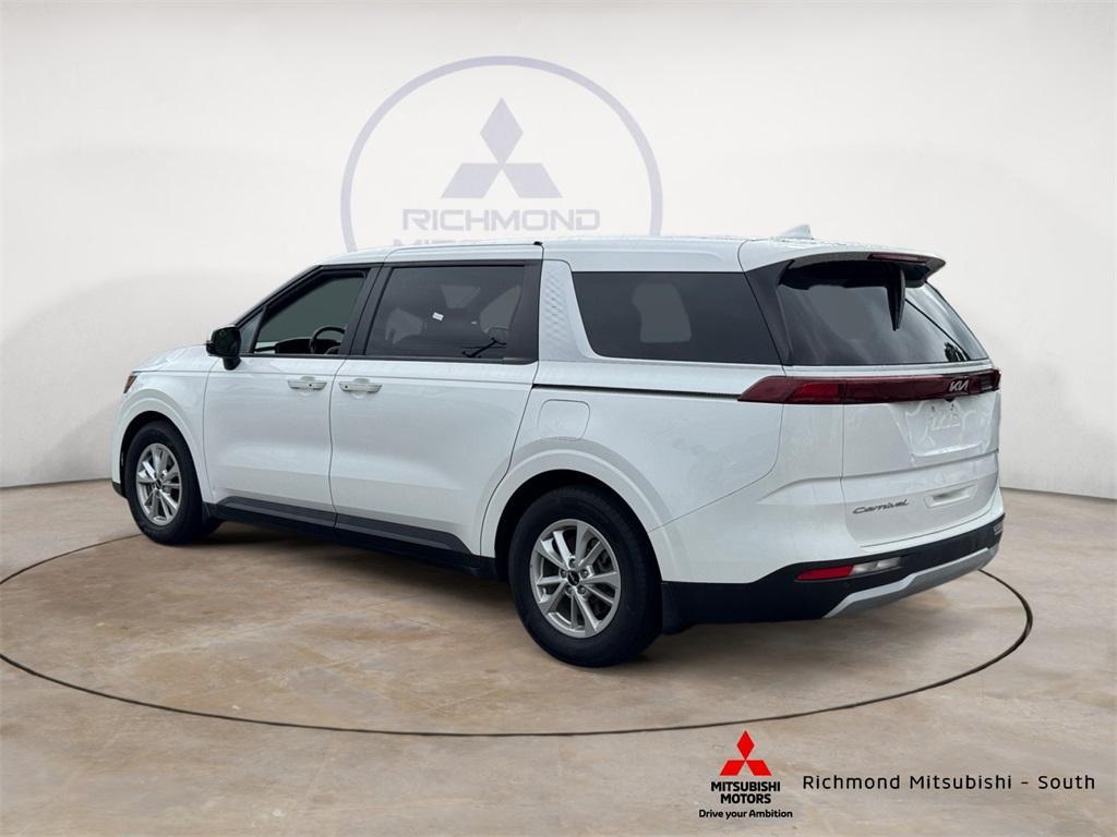 used 2022 Kia Carnival car, priced at $23,636
