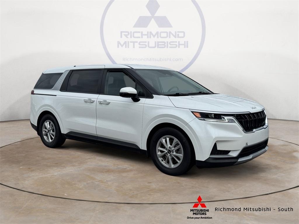 used 2022 Kia Carnival car, priced at $23,636