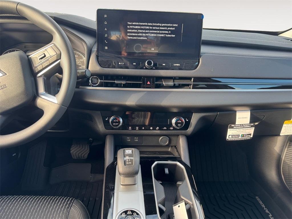 new 2025 Mitsubishi Outlander car, priced at $30,999