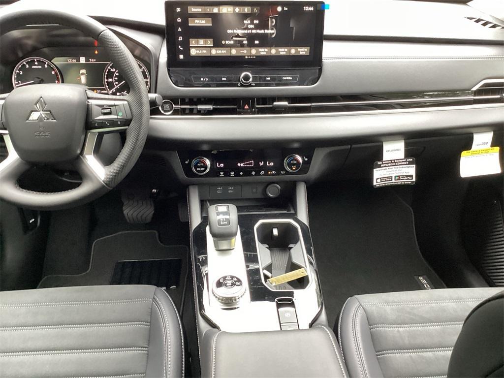 new 2025 Mitsubishi Outlander car, priced at $34,920