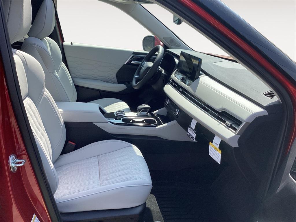 new 2025 Mitsubishi Outlander car, priced at $40,060