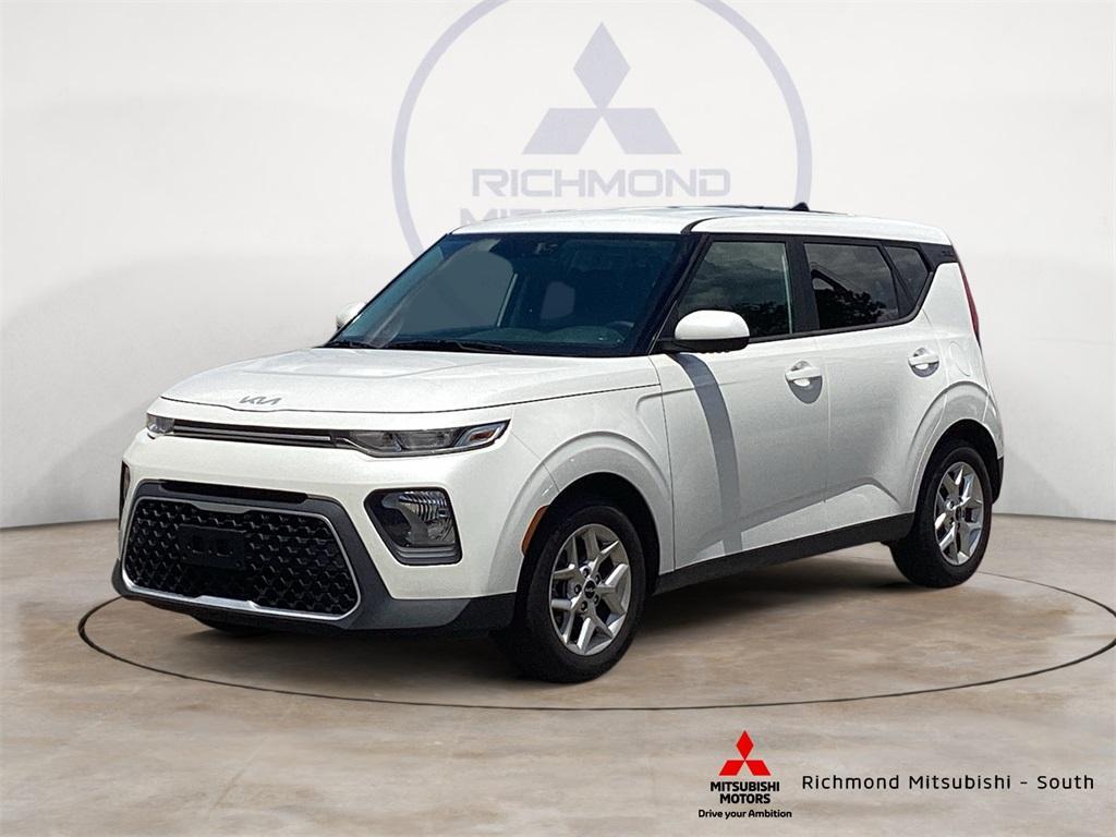 used 2022 Kia Soul car, priced at $15,921