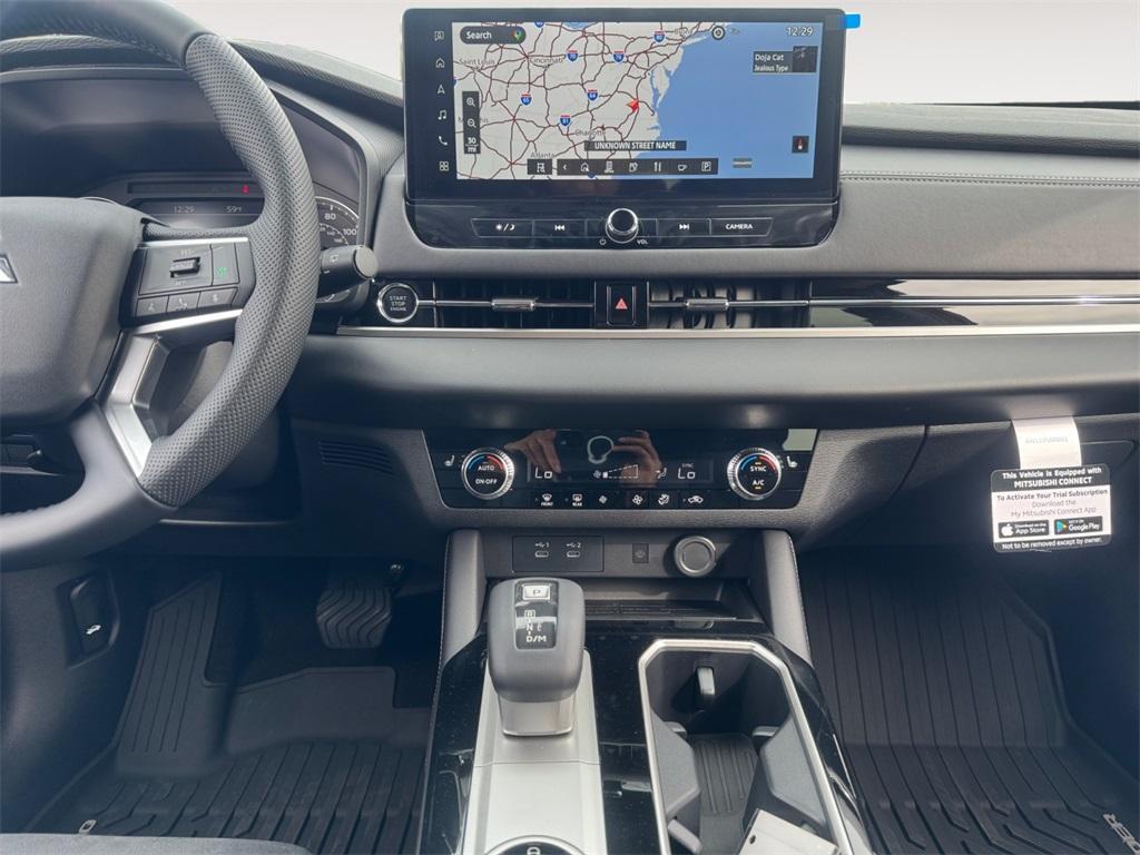 new 2025 Mitsubishi Outlander car, priced at $32,999