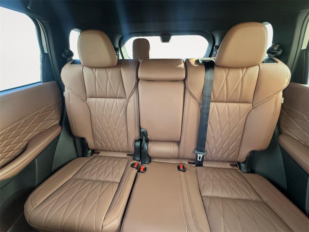 new 2025 Mitsubishi Outlander car, priced at $41,999