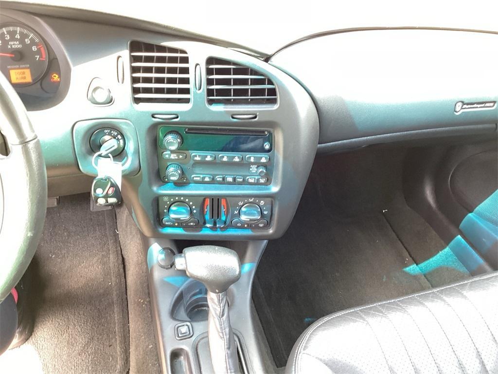used 2004 Chevrolet Monte Carlo car, priced at $13,828
