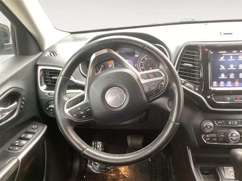 used 2019 Jeep Cherokee car, priced at $16,555