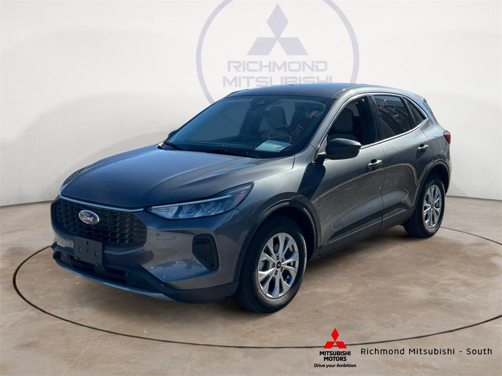 used 2023 Ford Escape car, priced at $21,622