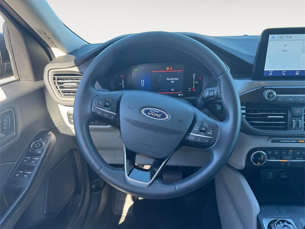 used 2023 Ford Escape car, priced at $21,622