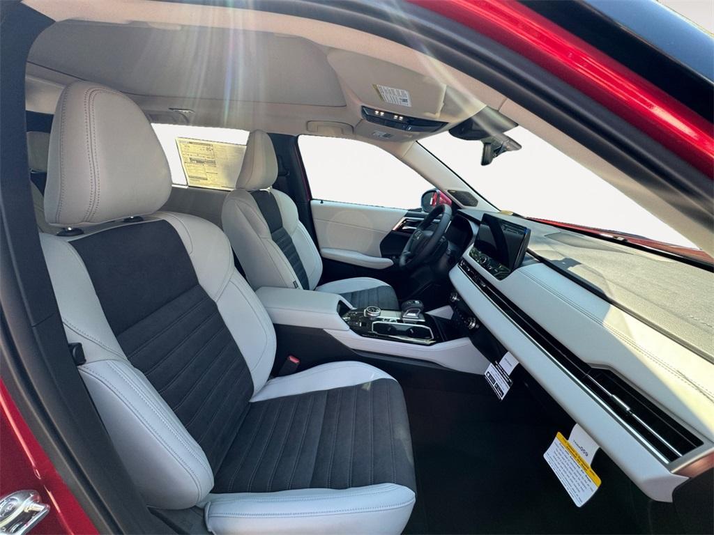 new 2025 Mitsubishi Outlander car, priced at $38,999