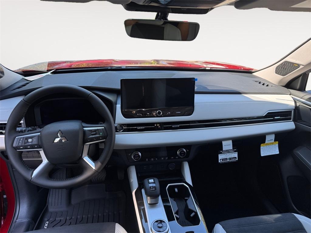 new 2025 Mitsubishi Outlander car, priced at $38,999