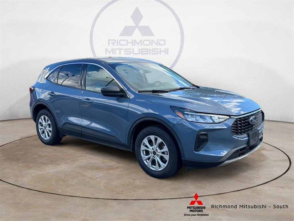 used 2024 Ford Escape car, priced at $18,498