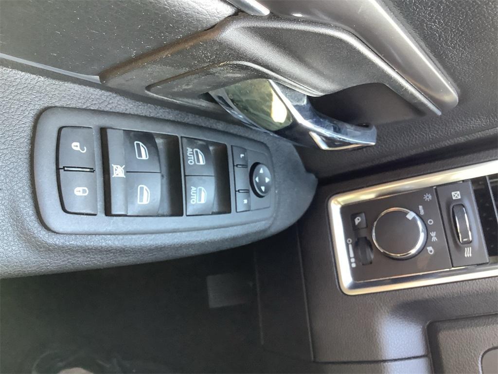 used 2022 Ram 1500 Classic car, priced at $31,409