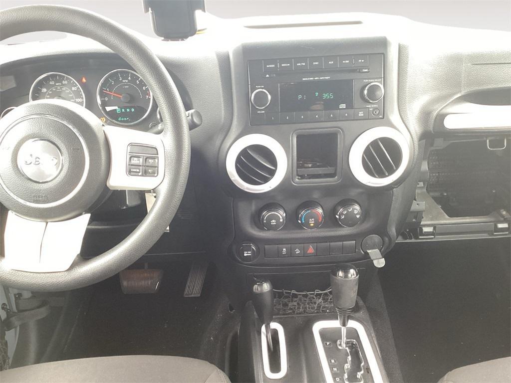 used 2015 Jeep Wrangler Unlimited car, priced at $12,740