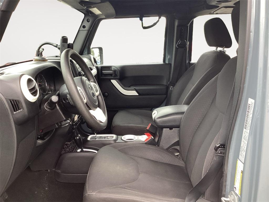 used 2015 Jeep Wrangler Unlimited car, priced at $12,740