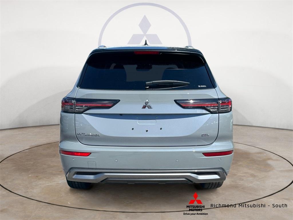 new 2025 Mitsubishi Outlander car, priced at $43,990