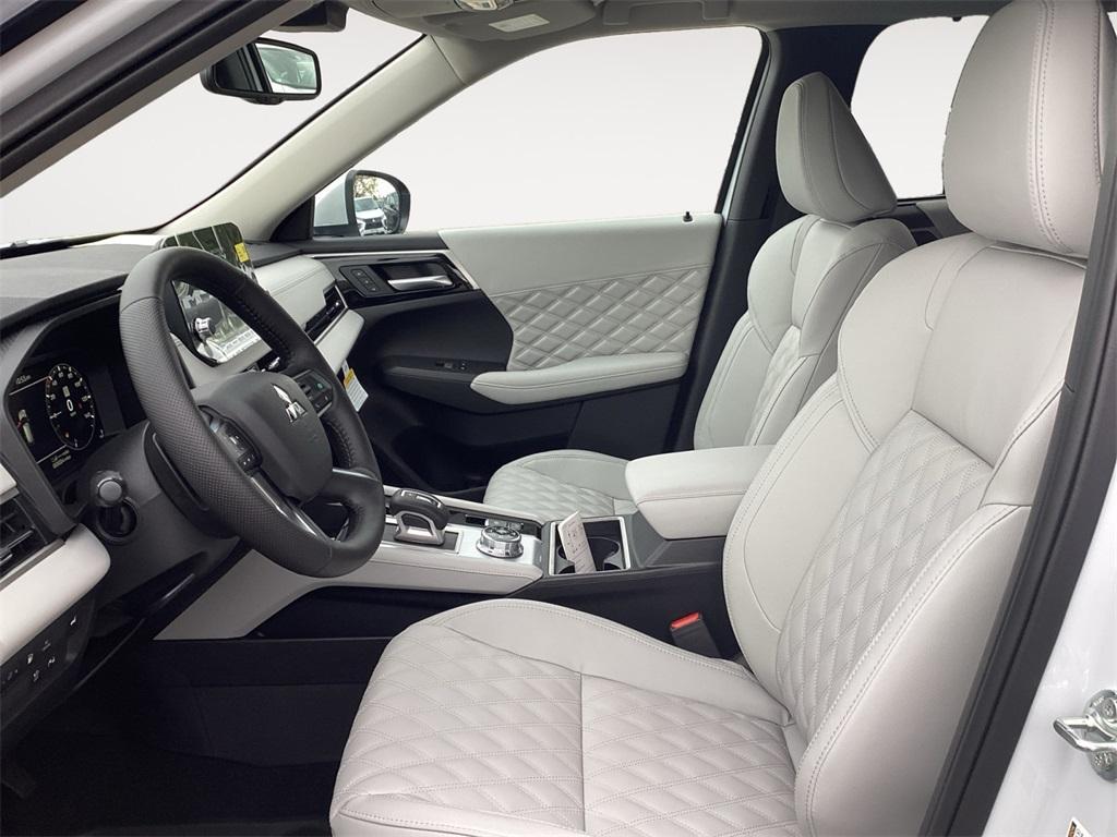 new 2025 Mitsubishi Outlander PHEV car, priced at $50,785