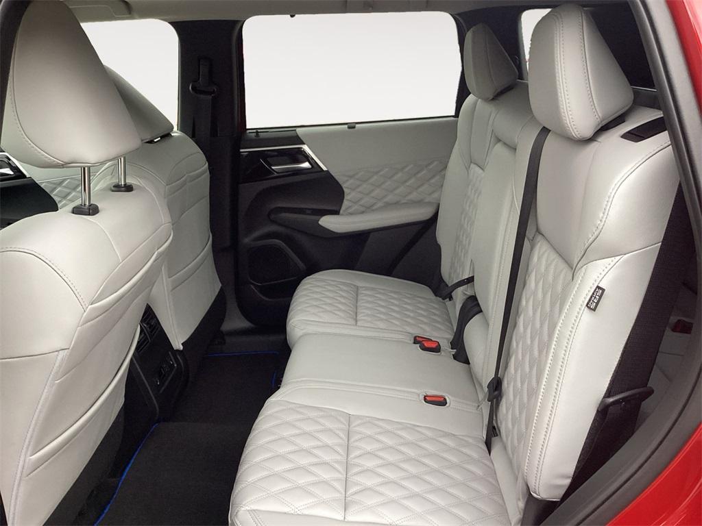 new 2025 Mitsubishi Outlander PHEV car, priced at $48,015