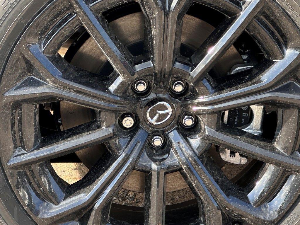 new 2025 Mazda CX-70 car, priced at $45,906