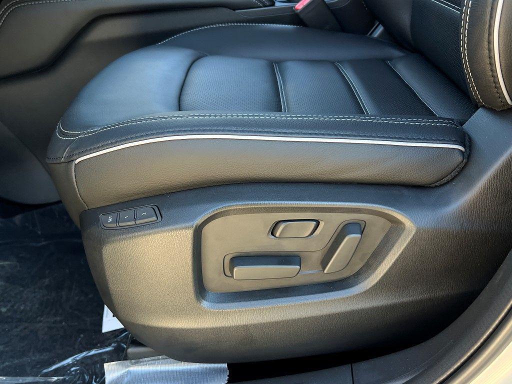 new 2025 Mazda CX-5 car, priced at $35,238