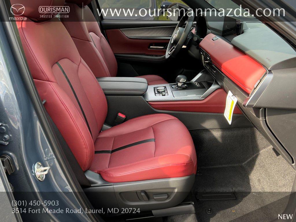new 2025 Mazda CX-70 car, priced at $47,568