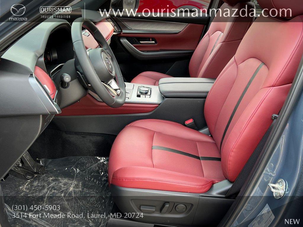 new 2025 Mazda CX-70 car, priced at $47,568