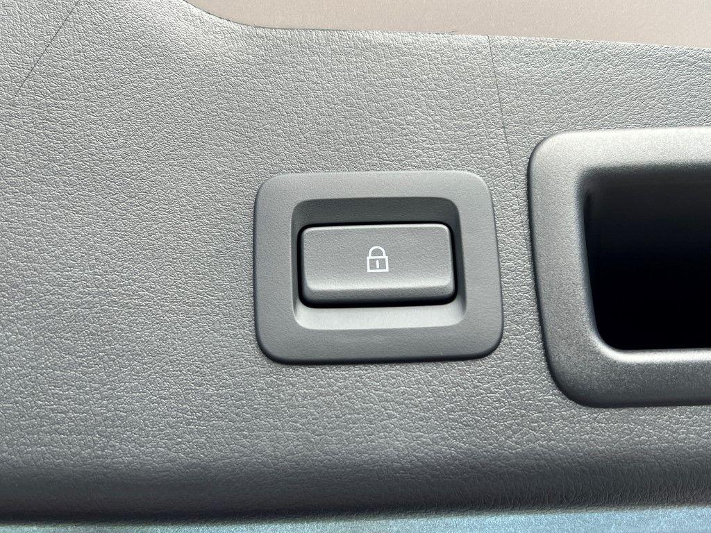 new 2025 Mazda Mazda3 car, priced at $27,561