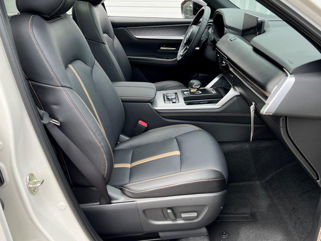 new 2025 Mazda CX-70 car, priced at $46,266