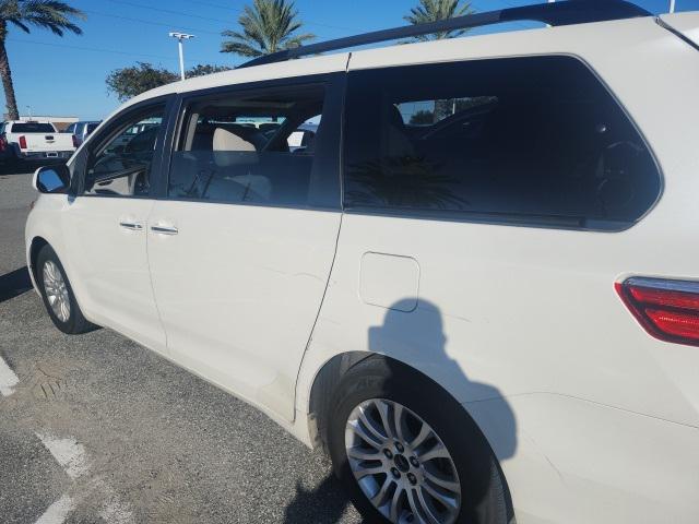 used 2016 Toyota Sienna car, priced at $13,462