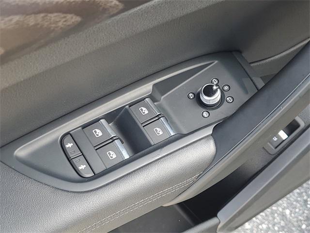 used 2020 Audi Q5 car, priced at $23,623