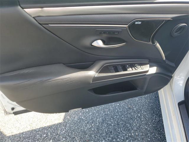 used 2019 Lexus ES 350 car, priced at $20,473