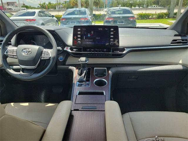 used 2023 Toyota Sienna car, priced at $37,991