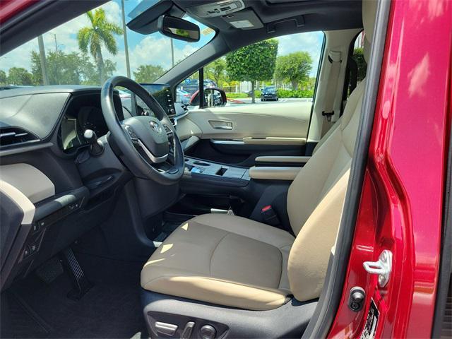 used 2023 Toyota Sienna car, priced at $37,991