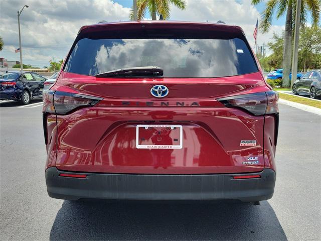 used 2023 Toyota Sienna car, priced at $37,991