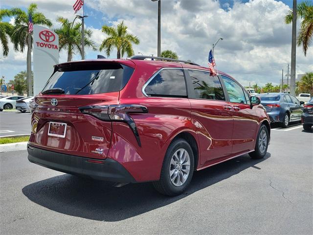 used 2023 Toyota Sienna car, priced at $37,991