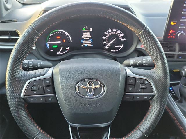 used 2023 Toyota Sienna car, priced at $37,692