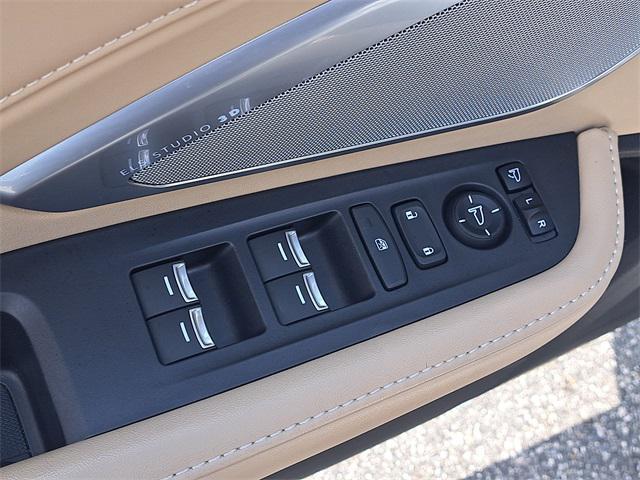 used 2022 Acura RDX car, priced at $40,491