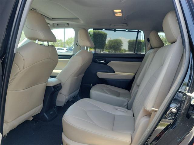 used 2023 Toyota Highlander car, priced at $37,491