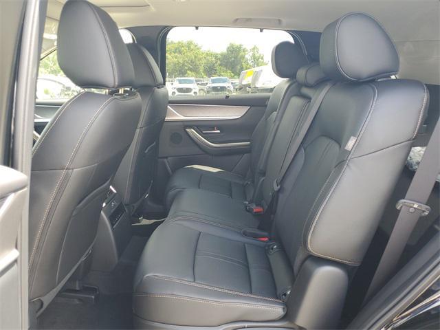 new 2025 Mazda CX-70 car, priced at $38,709
