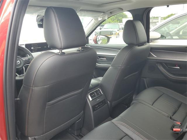 new 2025 Mazda CX-90 car, priced at $39,735