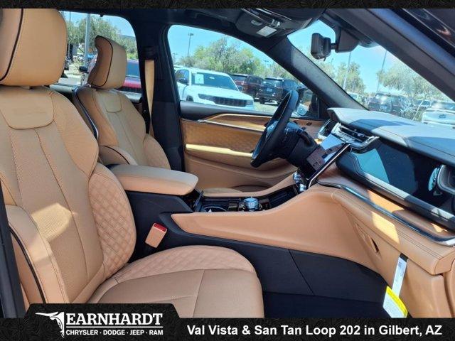 new 2025 Jeep Grand Cherokee car, priced at $65,481