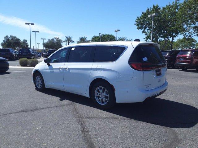 new 2024 Chrysler Pacifica car, priced at $42,007