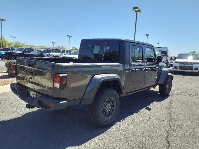 new 2024 Jeep Gladiator car, priced at $42,076