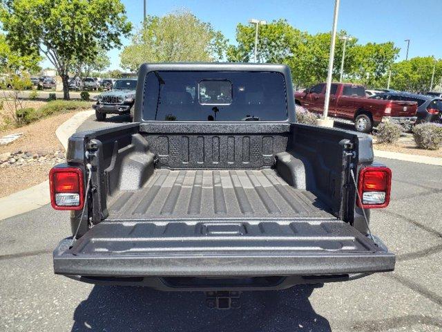 new 2024 Jeep Gladiator car, priced at $42,076