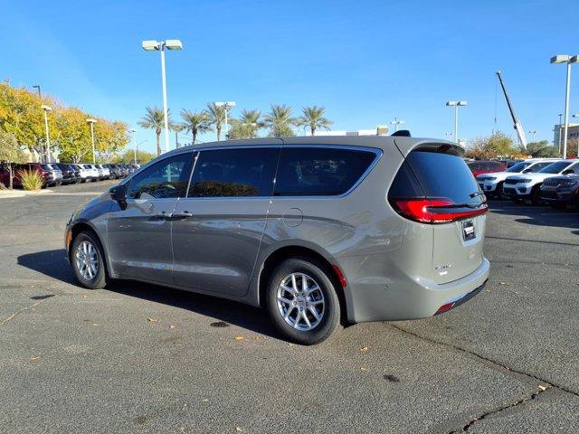 new 2025 Chrysler Pacifica car, priced at $42,185