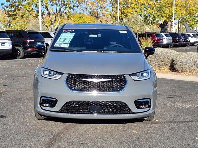 new 2025 Chrysler Pacifica car, priced at $42,185